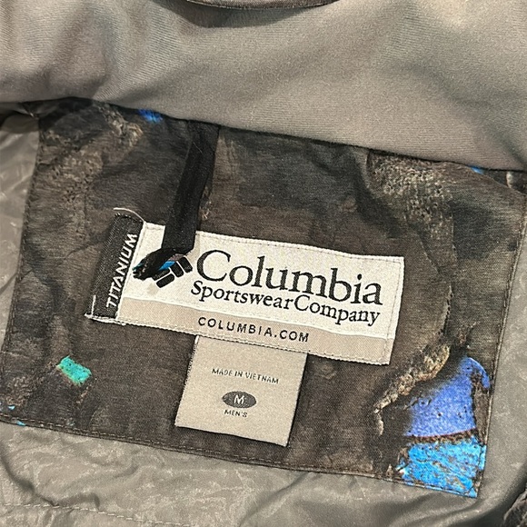 Columbia Coat Men's Medium - Picture 4 of 13